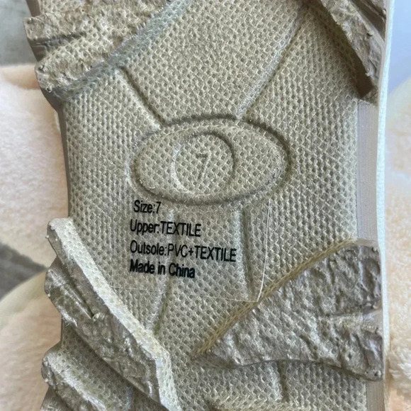 Olivia Miller Off White Beige Ivory Buckle Two Strap Slipper Sandals Size 7 NEW - Picture 5 of 6